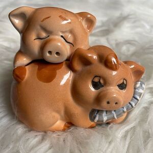 Piggy Salt & Pepper Shakers, Vintage